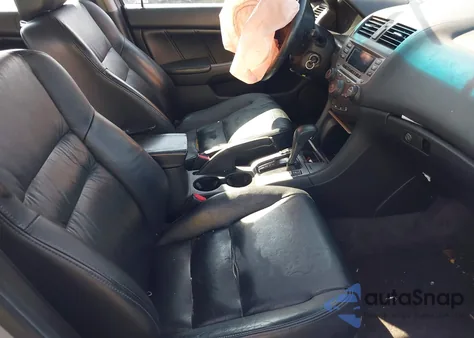 2006 Honda Accord 2.4 Ex from USA, damaged, VIN 1HGCM56826A107096